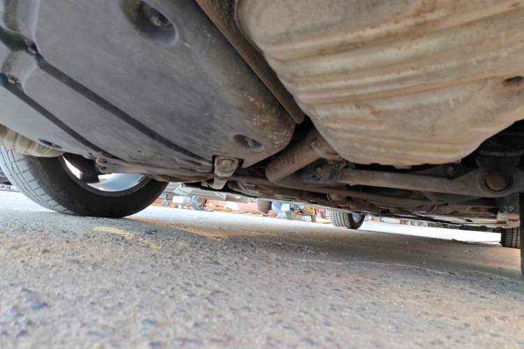 Used Mercedes-Benz R-Class 2014 R 320 4MATIC Luxury Model Chassis Rear Right