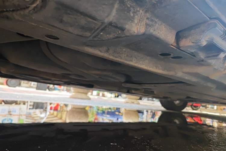Used Mercedes-Benz R-Class 2014 R 320 4MATIC Business Model Chassis Rear Right