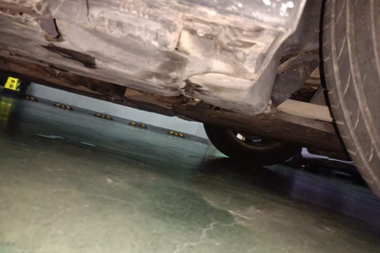 Used Mercedes-Benz R-Class 2014 R 320 4MATIC Business Model Chassis Rear Right