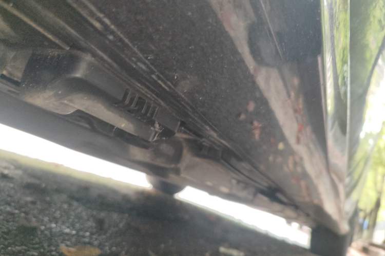 Used Mercedes-Benz R-Class 2014 R 320 4MATIC Business Model Chassis Rear Right