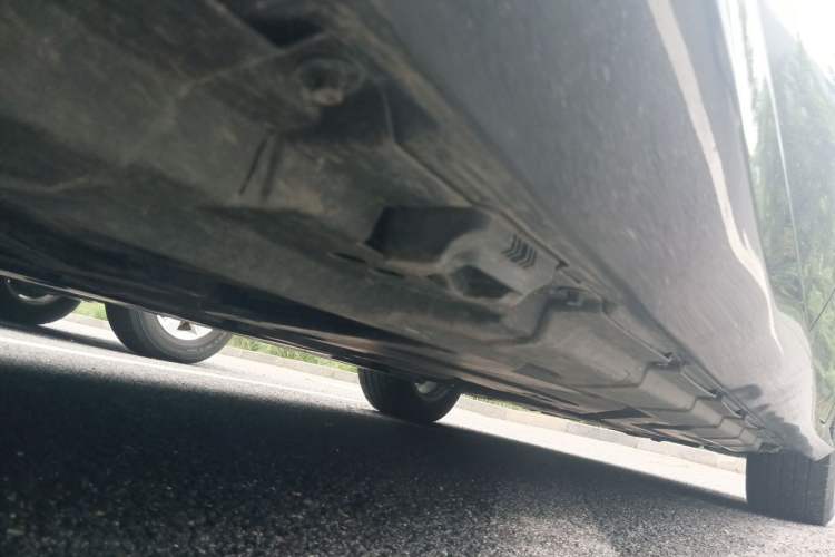 Used Mercedes-Benz R-Class 2014 R 320 4MATIC Business Model Chassis Rear Right