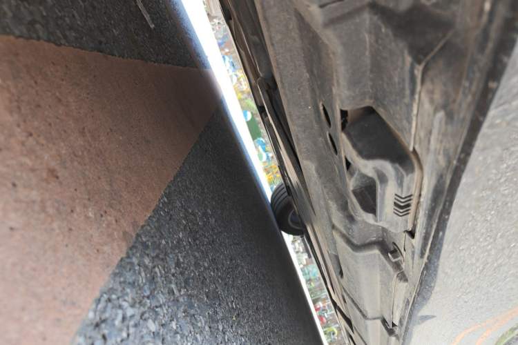 Used Mercedes-Benz R-Class 2014 R 320 4MATIC Business Model Chassis Rear Right