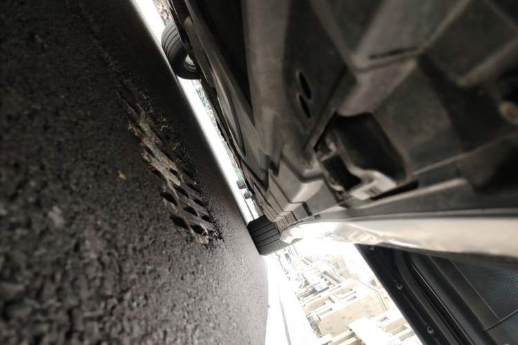 Used Mercedes-Benz R-Class 2014 R 320 4MATIC Business Model Chassis Rear Right