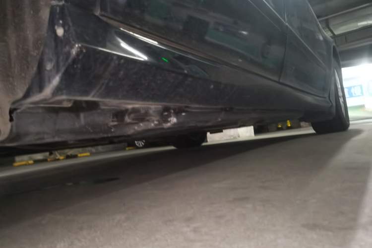 Used Mercedes-Benz R-Class 2014 R 320 4MATIC Business Model Chassis Rear Right