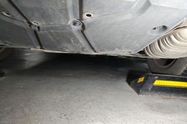 Used Mercedes-Benz R-Class 2014 R 320 4MATIC Business Model Chassis Rear