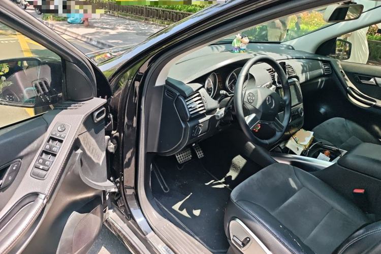 Used Mercedes-Benz R-Class 2014 R 320 4MATIC Business Model Driver Seat