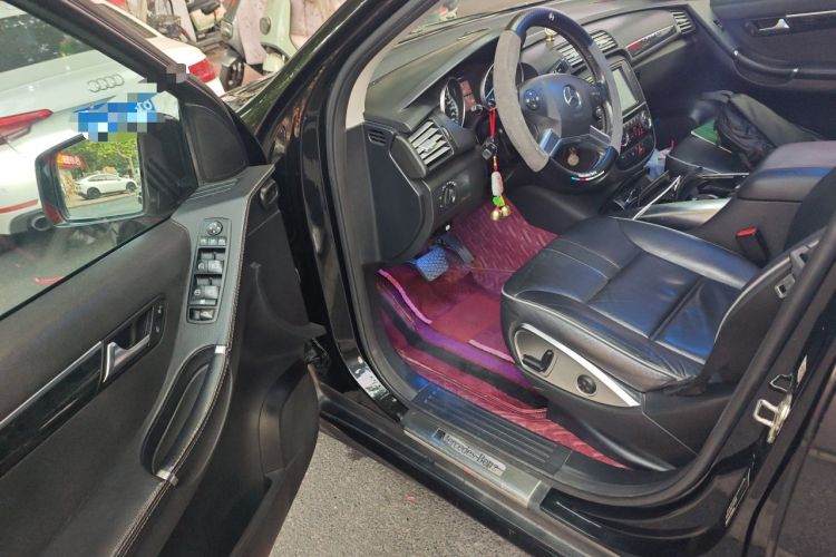 Used Mercedes-Benz R-Class 2014 R 320 4MATIC Luxury Model Driver Seat