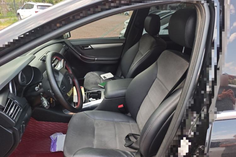 Used Mercedes-Benz R-Class 2014 R 320 4MATIC Business Model Driver Seat