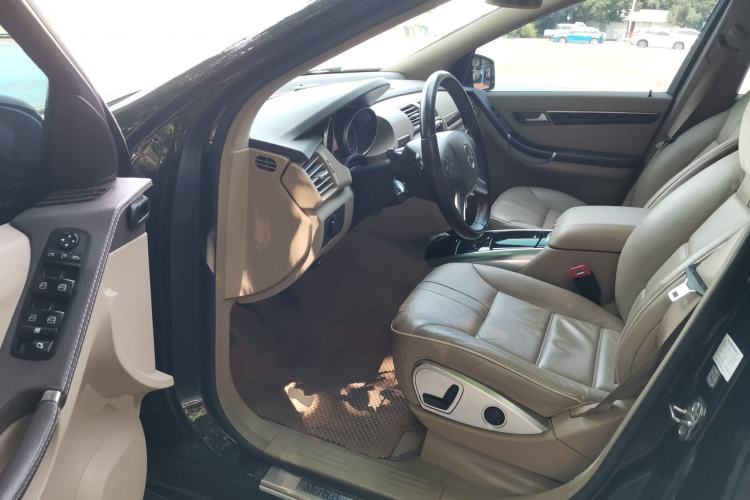 Used Mercedes-Benz R-Class 2014 R 320 4MATIC Luxury Model Driver Seat