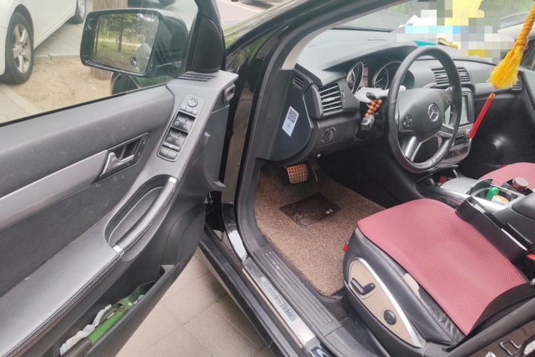 Used Mercedes-Benz R-Class 2014 R 320 4MATIC Business Model Driver Seat