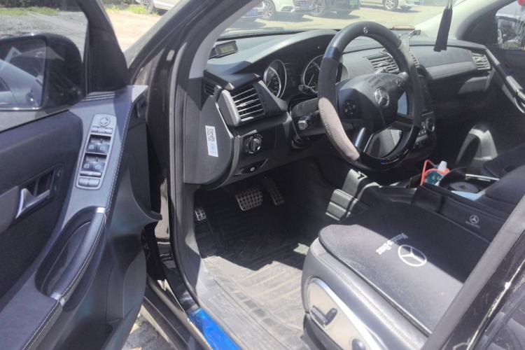 Used Mercedes-Benz R-Class 2014 R 320 4MATIC Business Model Driver Seat