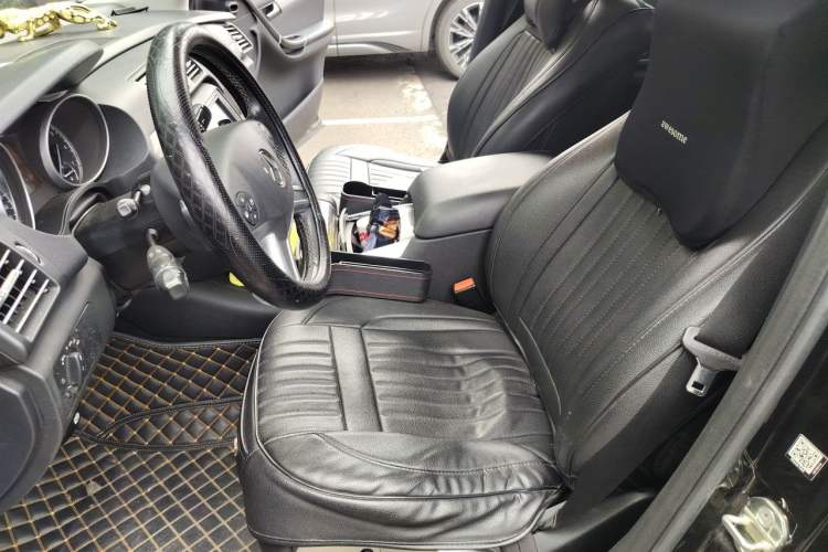 Used Mercedes-Benz R-Class 2014 R 320 4MATIC Business Model Driver Seat