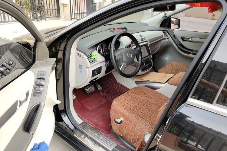 Used Mercedes-Benz R-Class 2014 R 320 4MATIC Luxury Model Driver Seat