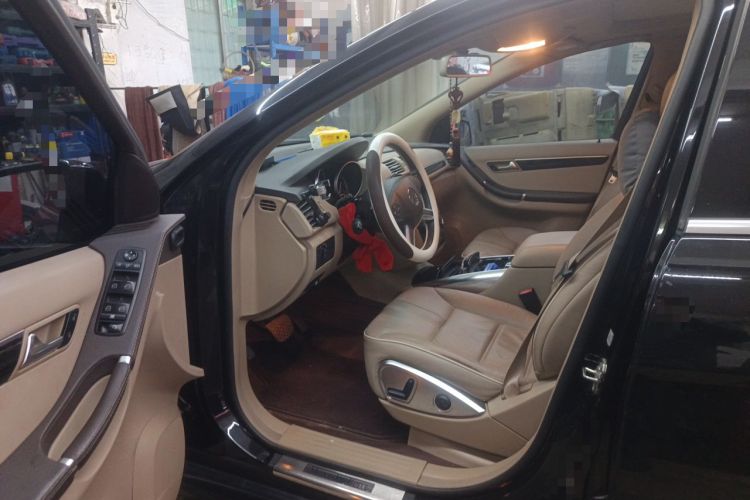 Used Mercedes-Benz R-Class 2014 R 320 4MATIC Luxury Model Driver Seat