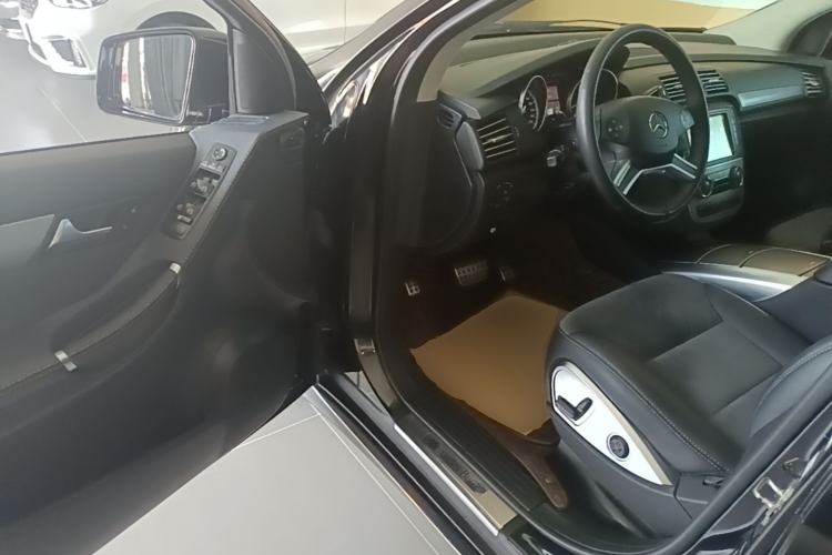 Used Mercedes-Benz R-Class 2014 R 320 4MATIC Business Model Driver Seat