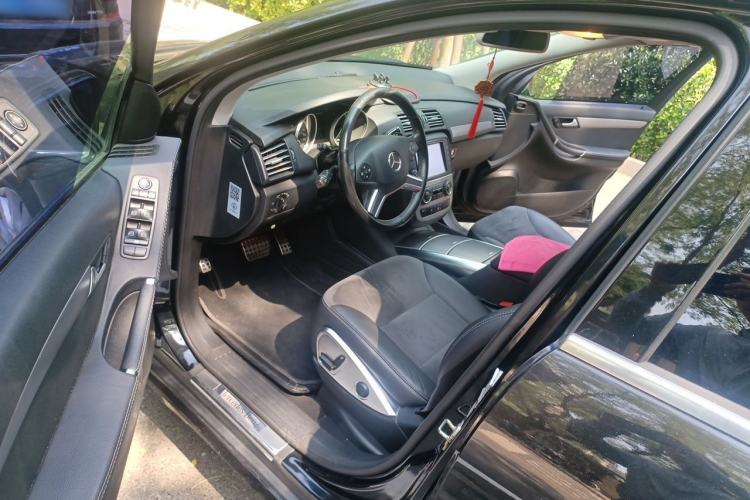 Used Mercedes-Benz R-Class 2014 R 320 4MATIC Business Model Driver Seat