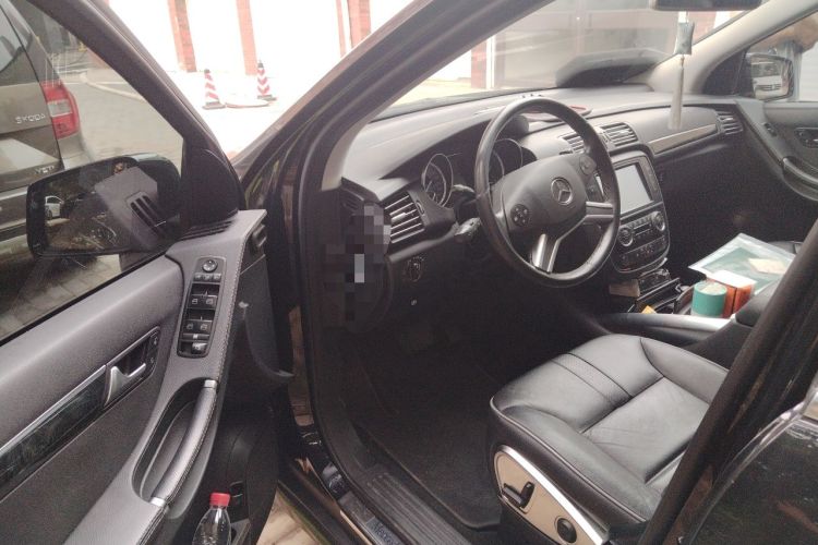 Used Mercedes-Benz R-Class 2014 R 400 4MATIC Business Model Driver Seat