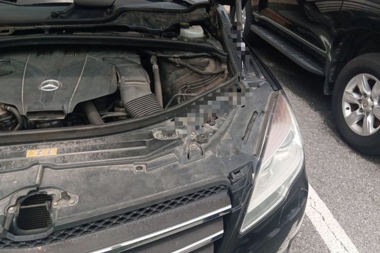 Used Mercedes-Benz R-Class 2014 R 320 4MATIC Business Model Engine Bay Left