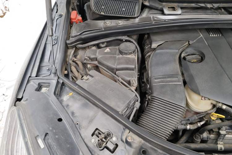 Used Mercedes-Benz R-Class 2014 R 400 4MATIC Business Model Engine Bay Right