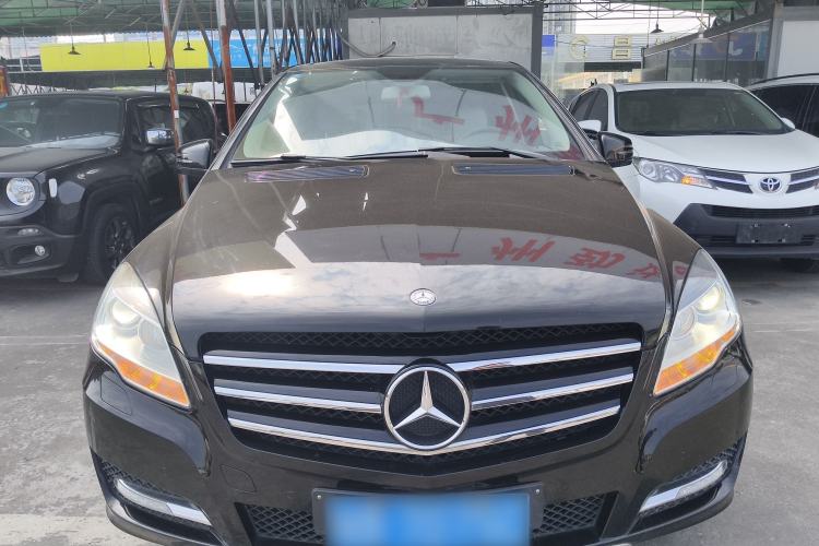 Used Mercedes-Benz R-Class 2014 R 320 4MATIC Business Model Exterior 1