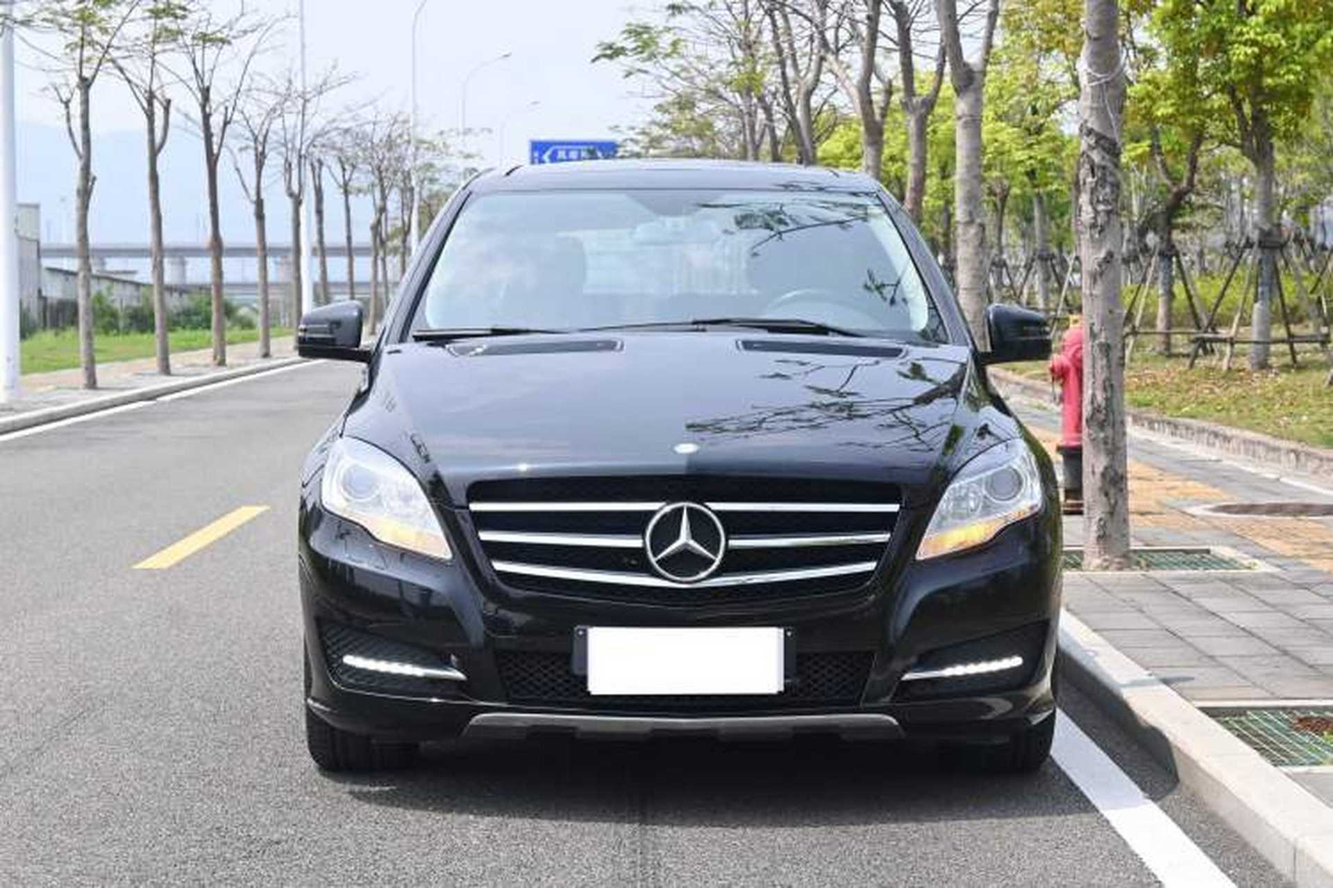 Used Mercedes-Benz R-Class 2014 R 320 4MATIC Business Model Exterior 1