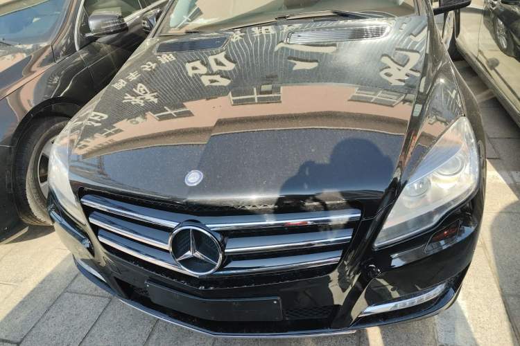 Used Mercedes-Benz R-Class 2014 R 320 4MATIC Business Model Exterior 1