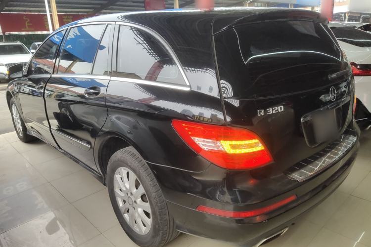 Used Mercedes-Benz R-Class 2014 R 320 4MATIC Business Model Exterior 2