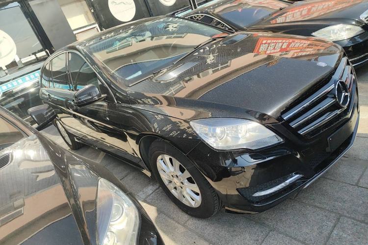 Used Mercedes-Benz R-Class 2014 R 320 4MATIC Business Model Exterior 2