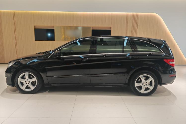 Used Mercedes-Benz R-Class 2014 R 400 4MATIC Business Model Exterior 3