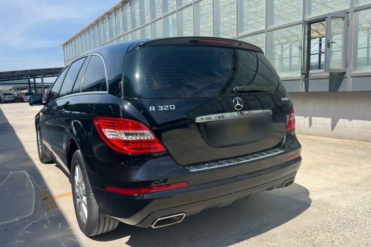 Used Mercedes-Benz R-Class 2014 R 320 4MATIC Business Model Exterior 3