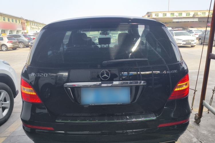 Used Mercedes-Benz R-Class 2014 R 320 4MATIC Business Model Exterior 4