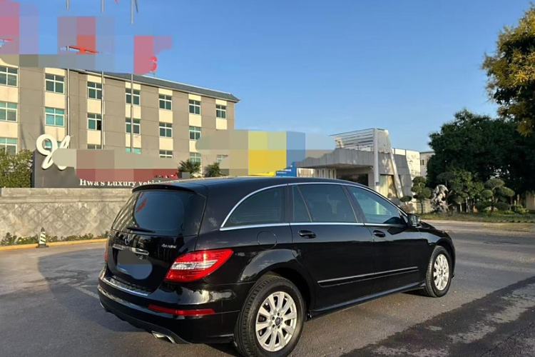Used Mercedes-Benz R-Class 2014 R 320 4MATIC Business Model Exterior 4