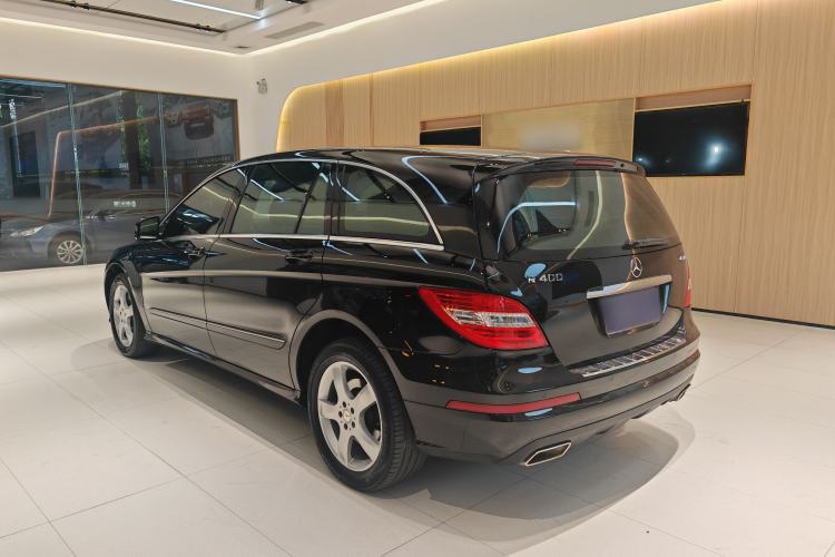 Used Mercedes-Benz R-Class 2014 R 400 4MATIC Business Model Exterior 4