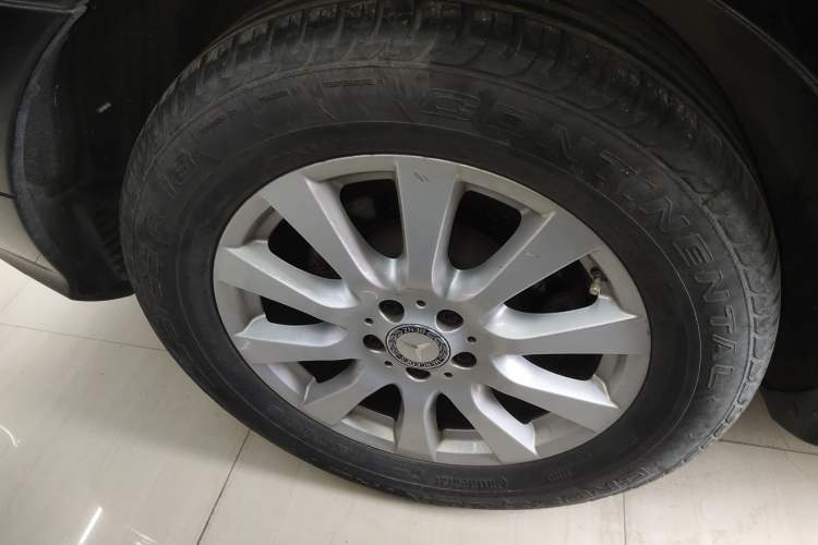 Used Mercedes-Benz R-Class 2014 R 320 4MATIC Business Model Exterior 5