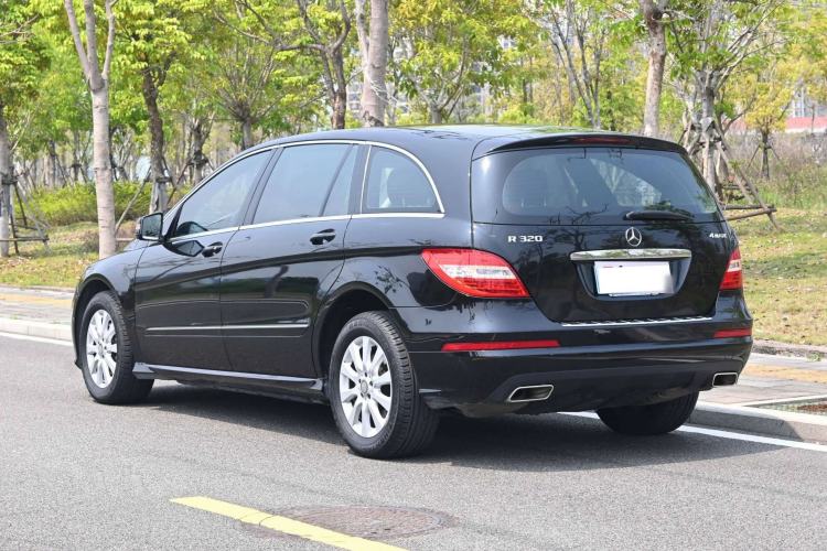 Used Mercedes-Benz R-Class 2014 R 320 4MATIC Business Model Exterior 5