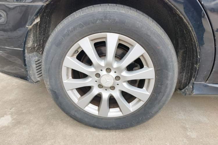 Used Mercedes-Benz R-Class 2014 R 320 4MATIC Business Model Exterior 5