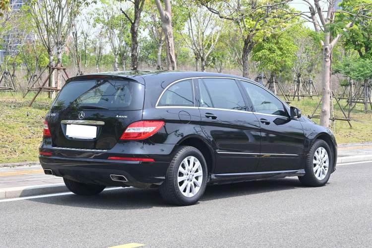 Used Mercedes-Benz R-Class 2014 R 320 4MATIC Business Model Exterior 7