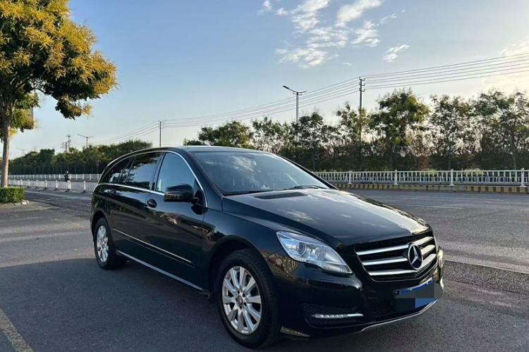 Used Mercedes-Benz R-Class 2014 R 320 4MATIC Business Model Exterior 8