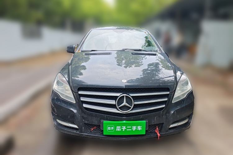 Used Mercedes-Benz R-Class 2014 R 320 4MATIC Luxury Model Front