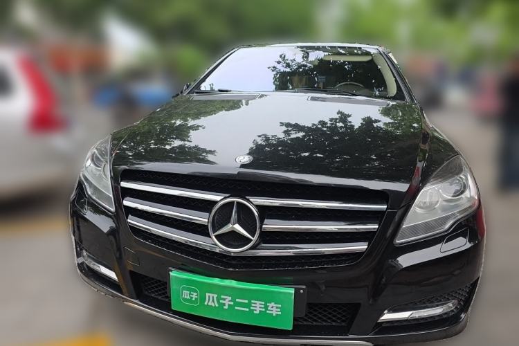 Used Mercedes-Benz R-Class 2014 R 320 4MATIC Business Model Front