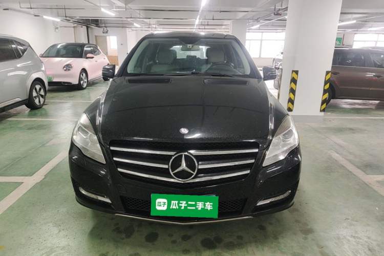 Used Mercedes-Benz R-Class 2014 R 320 4MATIC Business Model Front