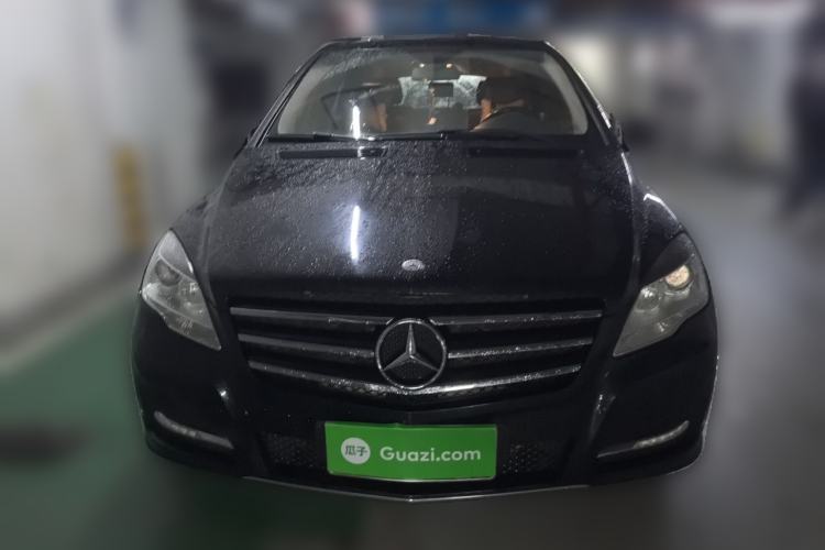 Used Mercedes-Benz R-Class 2014 R 320 4MATIC Luxury Model Front