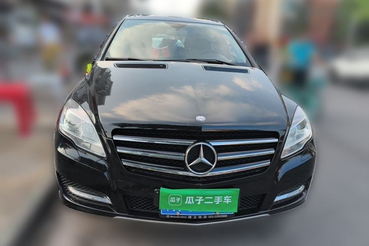 Used Mercedes-Benz R-Class 2014 R 320 4MATIC Luxury Model Front