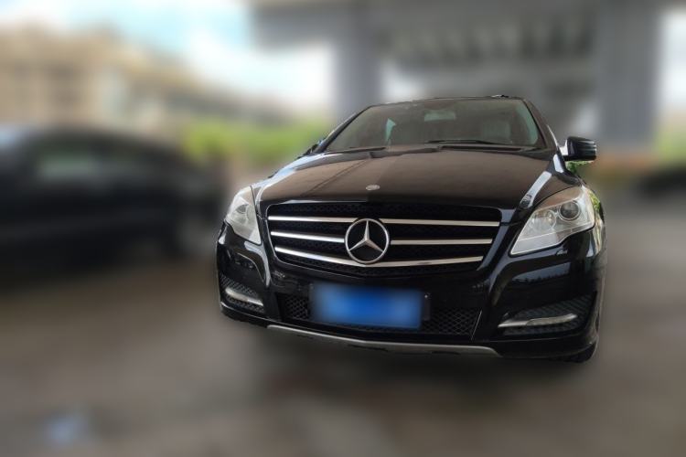 Used Mercedes-Benz R-Class 2014 R 400 4MATIC Luxury Model Front