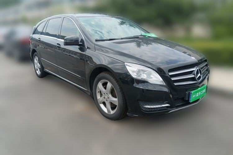 Used Mercedes-Benz R-Class 2014 R 400 4MATIC Business Model Front Right 45 Deg