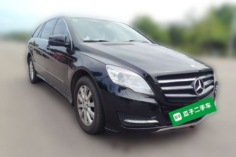 Used Mercedes-Benz R-Class 2014 R 320 4MATIC Business Model Front Right 45 Deg