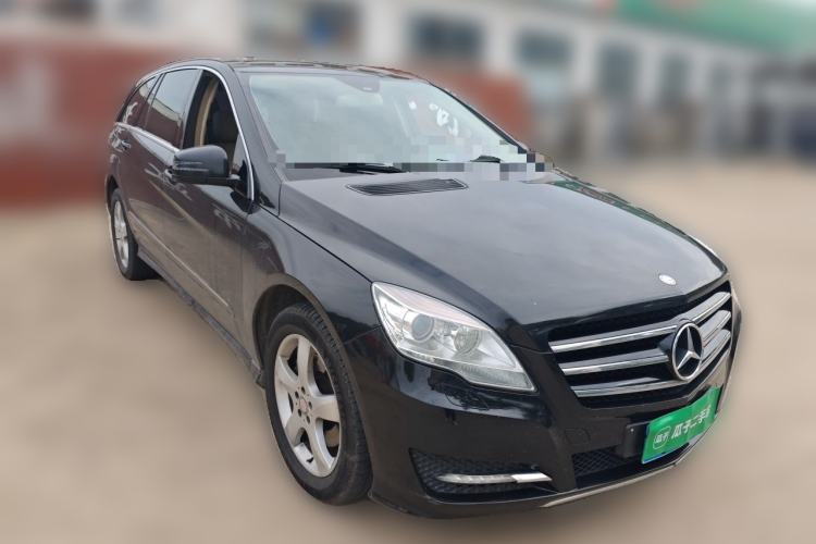 Used Mercedes-Benz R-Class 2014 R 400 4MATIC Business Model Front Right 45 Deg