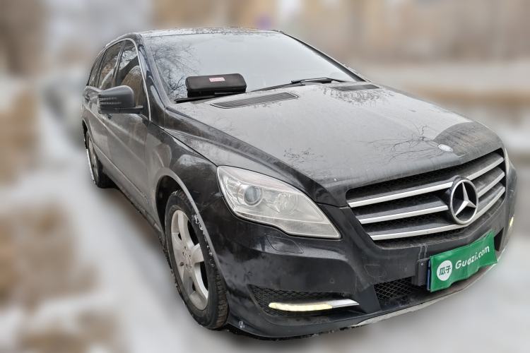 Used Mercedes-Benz R-Class 2014 R 400 4MATIC Business Model Front Right 45 Deg