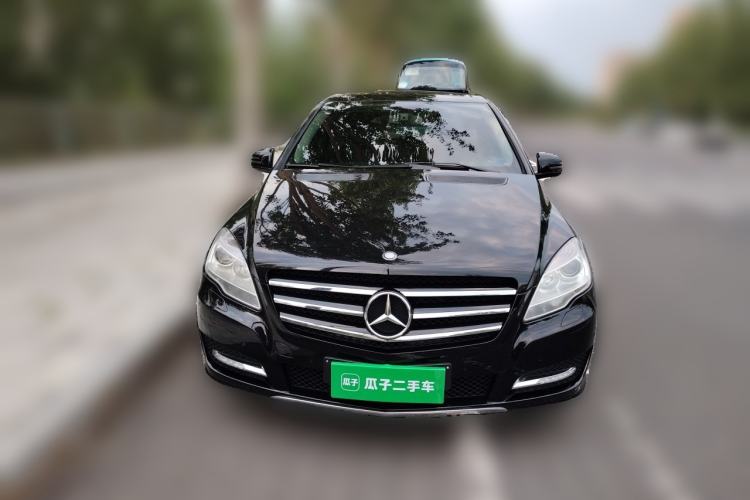 Used Mercedes-Benz R-Class 2014 R 320 4MATIC Business Model Front