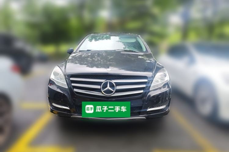 Used Mercedes-Benz R-Class 2014 R 320 4MATIC Business Model Front